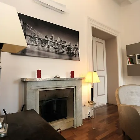 Lr Apartment